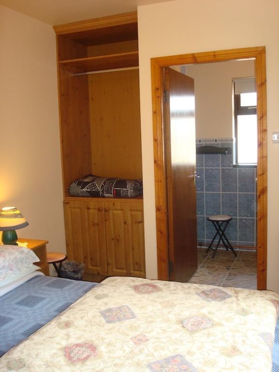 Glen House Room Only Accommodation ヨール 部屋 写真