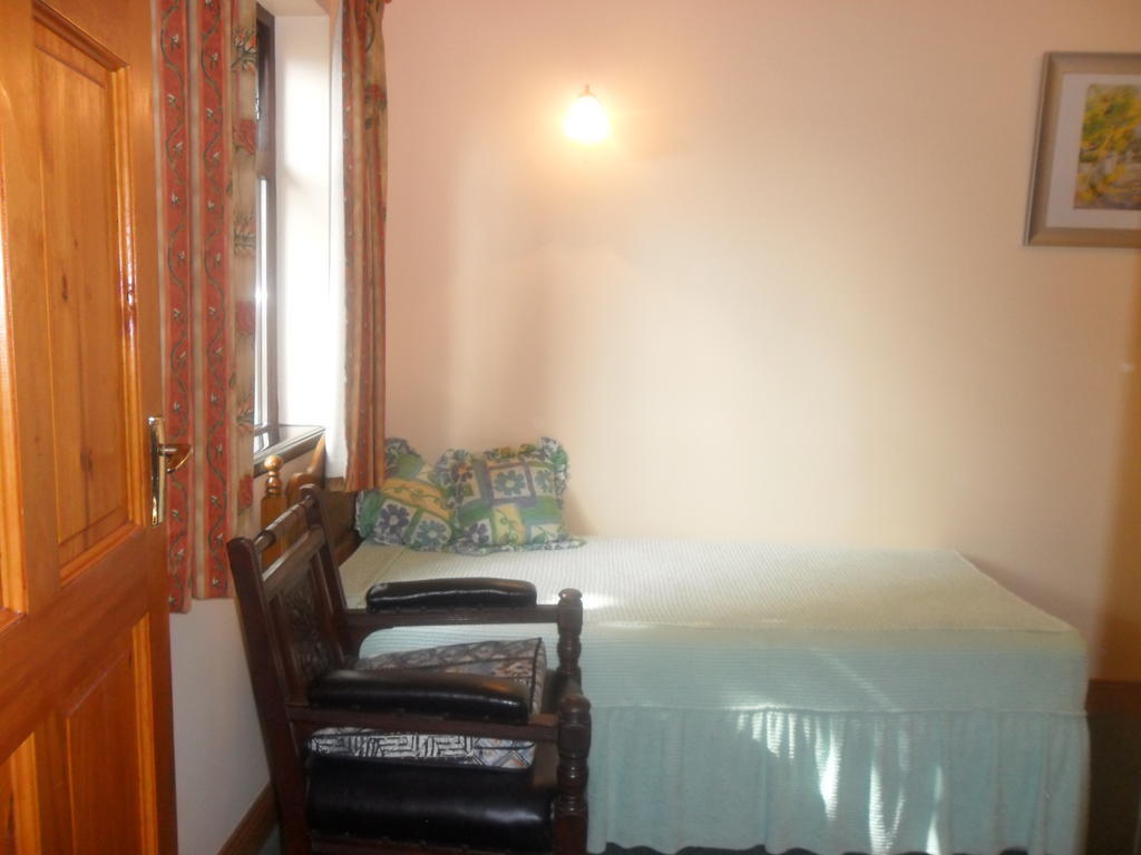 Glen House Room Only Accommodation ヨール 部屋 写真