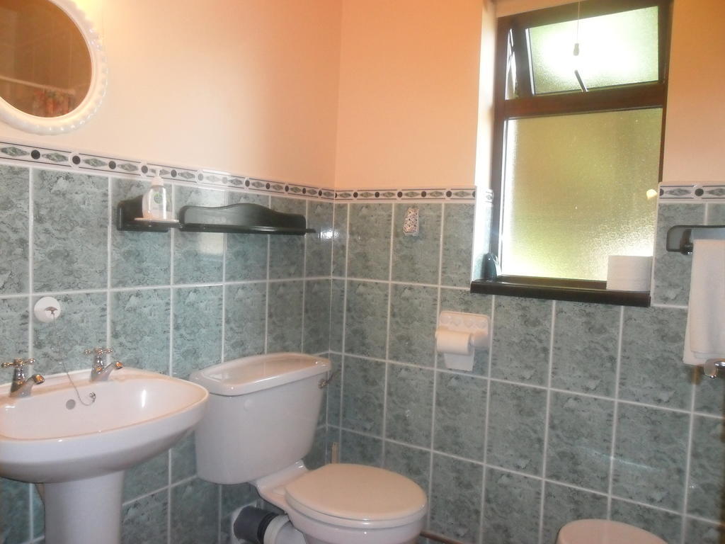 Glen House Room Only Accommodation ヨール 部屋 写真