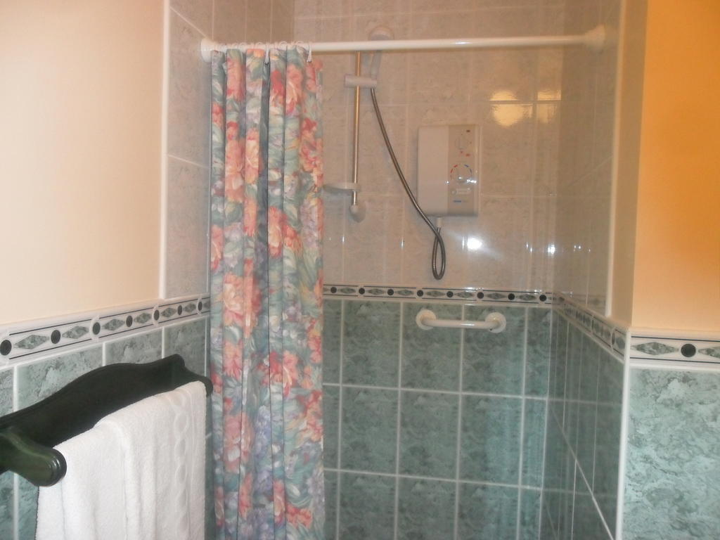Glen House Room Only Accommodation ヨール 部屋 写真