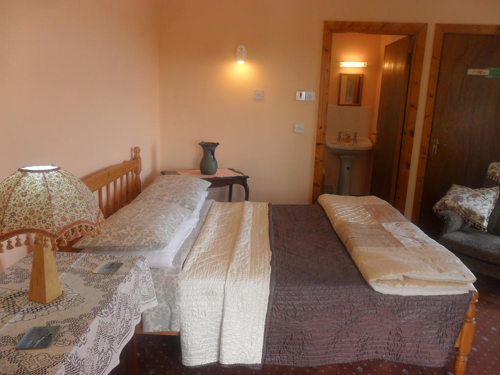 Glen House Room Only Accommodation ヨール エクステリア 写真
