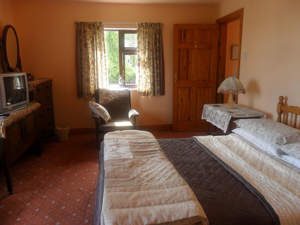 Glen House Room Only Accommodation ヨール エクステリア 写真
